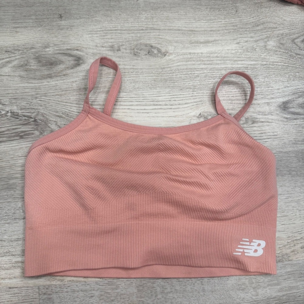 New Balance Womens Seamless Sports Bra Pink Adjustable Straps Cutout Back Size M